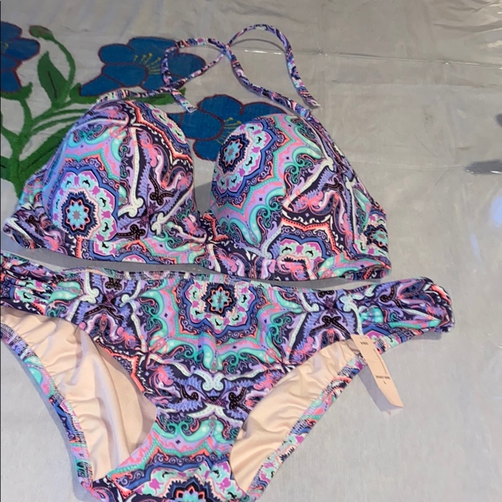 Victoria secret bathing suit size large